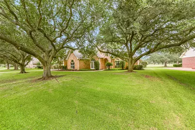 5434 Whitmore Street, Fulshear, TX 77441 - Photo 2