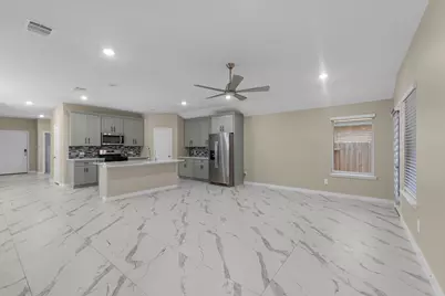 15223 Mayflower Street, New Caney, TX 77357 - Photo 4