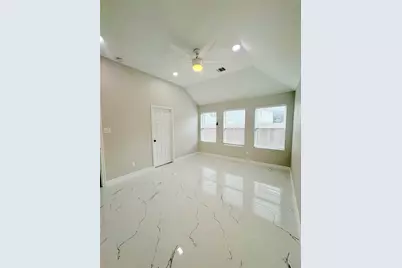 9714 Rich Mountain Court, Humble, TX 77396 - Photo 26