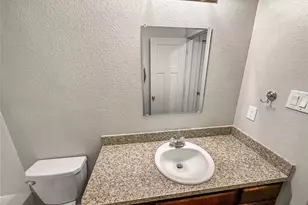 10535 Mills Rd, Houston, TX 77070 - Photo 22