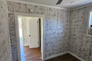 1305 Stowell St, Anahuac, TX 77514 - Photo 6