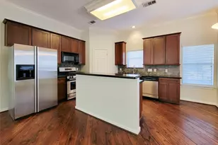 2717 La Branch St, Houston, TX 77004 - Photo 12