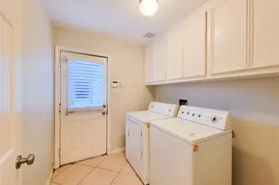 2717 La Branch St, Houston, TX 77004 - Photo 6