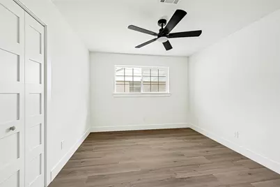 10710 Candlewood Drive, Houston, TX 77042 - Photo 22