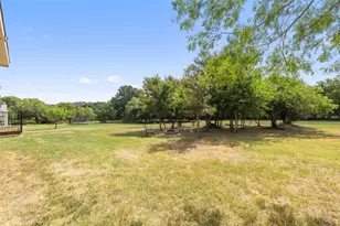 301 Double Eagle Rnch Dr, Cedar Creek, TX 78612 - Photo 32