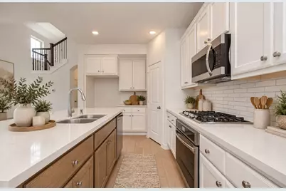 5011 Hazel Orchard Drive, Houston, TX 77066 - Photo 10