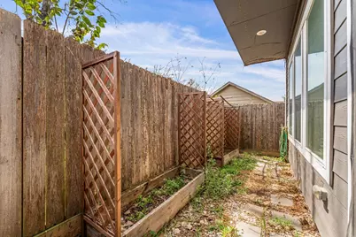 802 Berry Sage Lane, Houston, TX 77022 - Photo 20