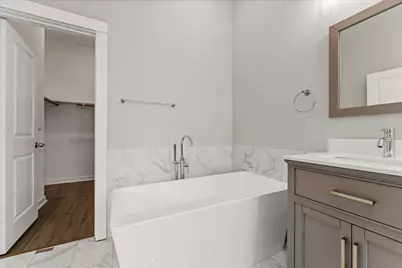 802 Berry Sage Lane, Houston, TX 77022 - Photo 14