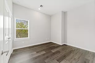 802 Berry Sage Ln, Houston, TX 77022 - Photo 18