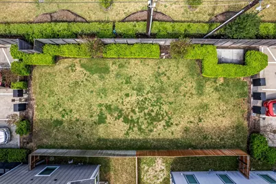 802 Berry Sage Lane, Houston, TX 77022 - Photo 22