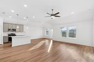 22648 Hackberry Leaf Dr, New Caney, TX 77357 - Photo 18