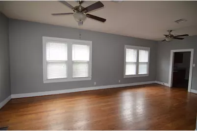 321 Dorchester Street, Houston, TX 77022 - Photo 14