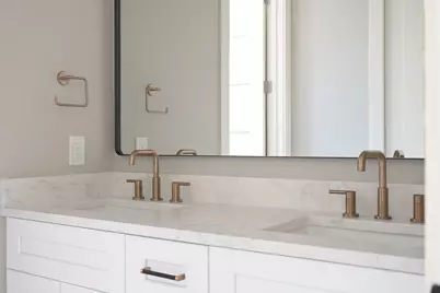 2421 Crosstimbers Street, Huntsville, TX 77320 - Photo 40