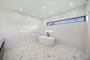 2218 Gostick St, Houston, TX 77008 - Photo 26