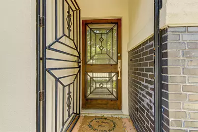 113 Tuam Street, Houston, TX 77006 - Photo 4