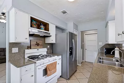 10930 Maple Rock Drive, Humble, TX 77396 - Photo 10