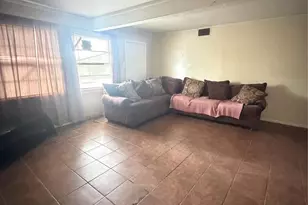 1214 Globe St, Houston, TX 77034 - Photo 8