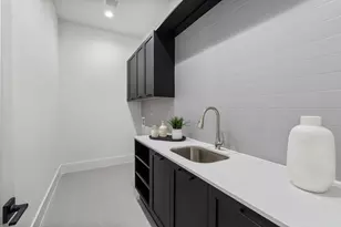 963 W 41st St, Houston, TX 77018 - Photo 28