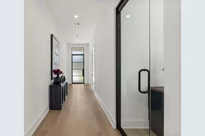 963 W 41st Street, Houston, TX 77018 - Photo 6