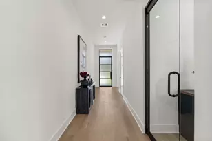 963 W 41st St, Houston, TX 77018 - Photo 6