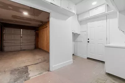 9231 Rockcliff Drive, Houston, TX 77037 - Photo 32