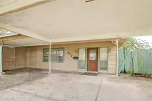 8565 Ridgepoint Dr, Houston, TX 77055 - Photo 4