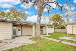 8565 Ridgepoint Dr, Houston, TX 77055 - Photo 40