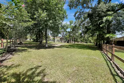 20 Lakefield Boulevard, Magnolia, TX 77355 - Photo 46