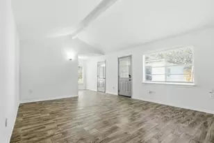 703 Reseda Dr, Houston, TX 77062 - Photo 10