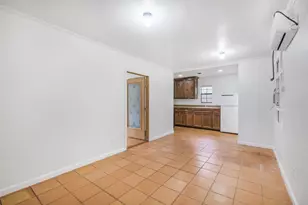 402 Bomar St, Houston, TX 77006 - Photo 4