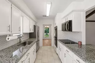 11810 Rowood Dr, Houston, TX 77070 - Photo 6