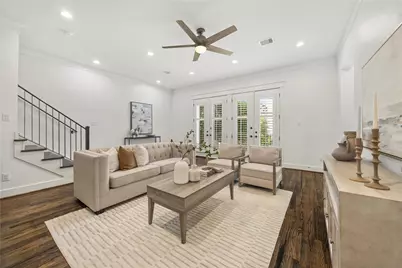 1115 W 15th Street, Houston, TX 77008 - Photo 2