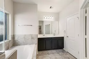 19926 Whistle Creek Ln, Cypress, TX 77433 - Photo 16