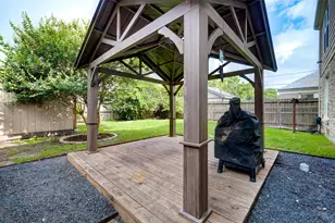 5205 Irvington Blvd, Houston, TX 77009 - Photo 28