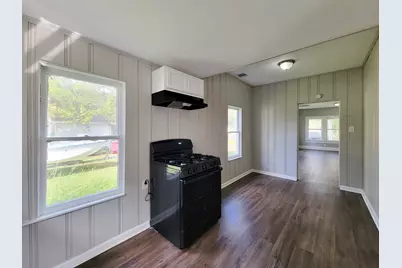 605 N Avenue A, Freeport, TX 77541 - Photo 16