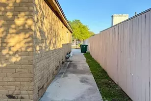 7318 Boone Rd, Houston, TX 77072 - Photo 16