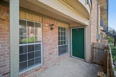 5704 Edgemoor Drive #31, Houston, TX 77081 - Photo 2