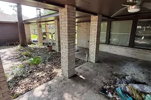 1519 Burning Tree Rd, Houston, TX 77339 - Photo 22