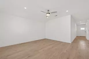 3807 Wickley Prk Wy, Fulshear, TX 77441 - Photo 10