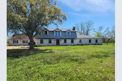 1118 County Road 47, Angleton, TX 77515 - Photo 1