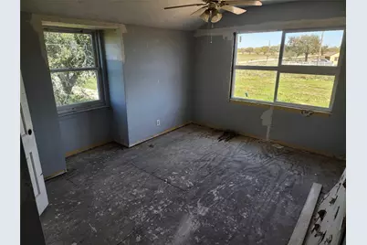 1118 County Road 47, Angleton, TX 77515 - Photo 22