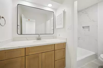 705 Harold Street #2, Houston, TX 77006 - Photo 14