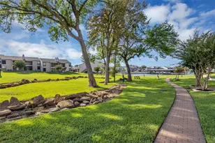 201 D Lakeview Terrace, Conroe, TX 77356 - Photo 34