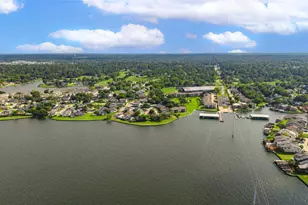 201 D Lakeview Terrace, Conroe, TX 77356 - Photo 2