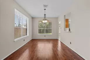 16050 Cedar Gully Dr, Friendswood, TX 77546 - Photo 10