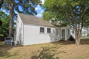 206 S Monroe St, La Grange, TX 78945 - Photo 4