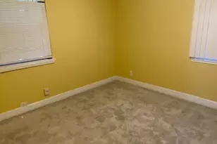 6623 Cresthill St, Houston, TX 77033 - Photo 16