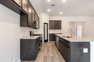 9586 Moss Rose, Willis, TX 77378 - Photo 8