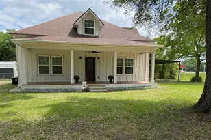 210 W Crescent Dr, Trinity, TX 75862 - Photo 36