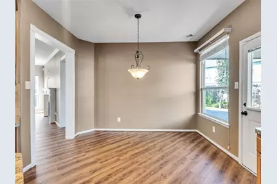 9915 Valance Way, Conroe, TX 77385 - Photo 12